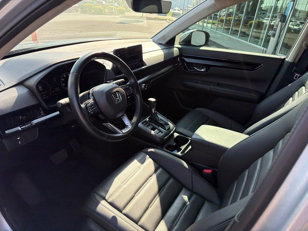 Used 2025 Honda CR-V EX-L image 16