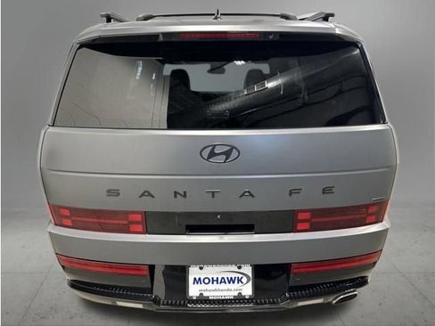 Used 2024 Hyundai Santa Fe Calligraphy AWD/4WD image 4
