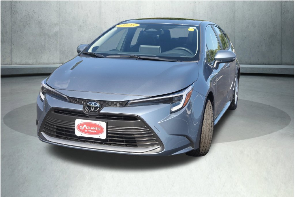 Used 2026 Toyota Corolla XLE FWD image 31