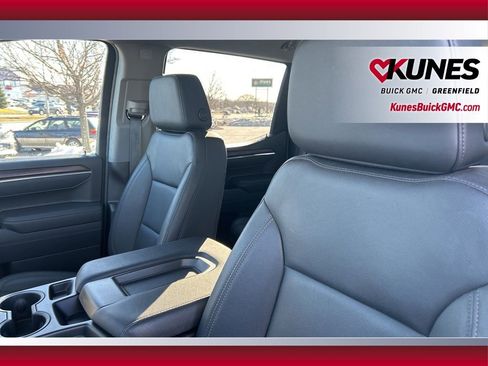 Used 2025 GMC Sierra 1500 SLT image 17