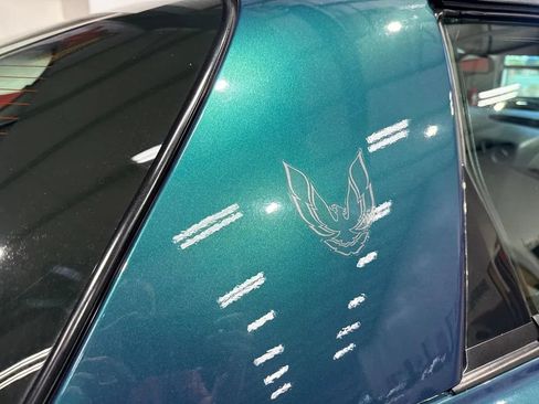 Used 1997 Pontiac Firebird Formula w/ Opt Pkg RWD image 57