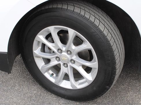 Used 2019 Chevrolet Equinox LT image 19