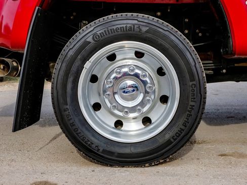 Used 2022 Ford F450 Limited w/ FX4 Off-Road Package image 56