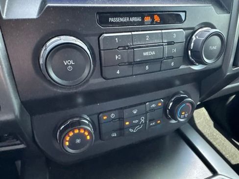 Used 2022 Ford F350 XLT w/ Black Appearance Package AWD/4WD image 19