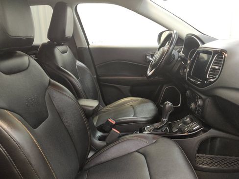 Used 2021 Jeep Compass Limited AWD/4WD image 21