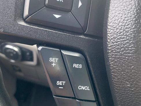 Used 2016 Ford F150 XLT RWD image 22