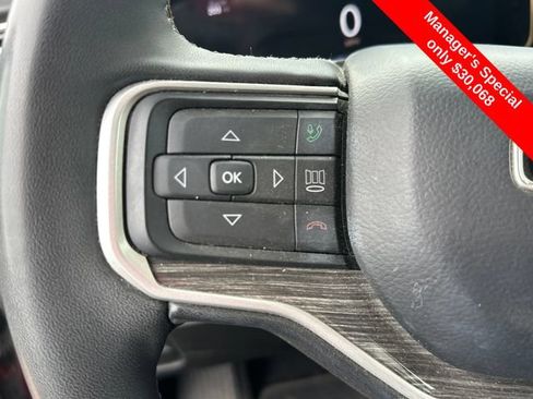 Used 2022 Jeep Wagoneer Series II w/ Premium Group I AWD/4WD image 19