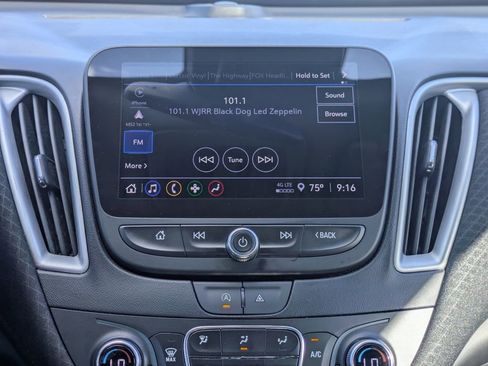 Used 2024 Chevrolet Malibu LT FWD image 18