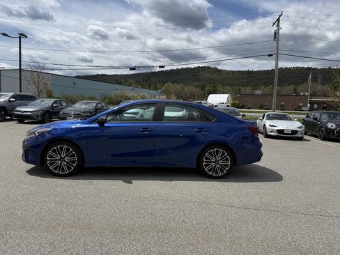 Used 2024 Kia Forte GT w/ GT2 Package FWD image 6