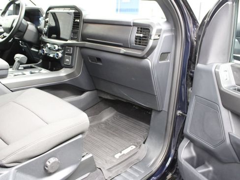 Used 2024 Ford F150 XLT w/ XLT Black Appearance Package AWD/4WD image 37
