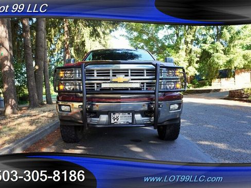 Used 2015 Chevrolet Silverado 1500 LTZ Z71 w/ LTZ Plus Package AWD/4WD image 6