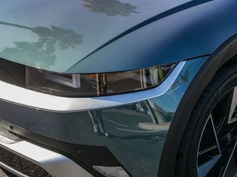 Certified 2026 Hyundai Ioniq 5 SEL RWD image 11