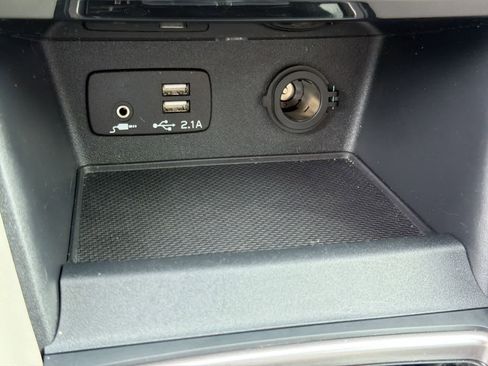 Certified 2022 Subaru Forester Limited AWD/4WD image 33