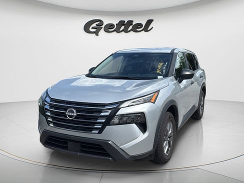 Used 2024 Nissan Rogue S AWD/4WD image 1