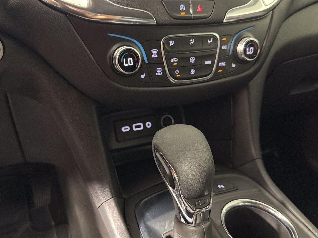 Used 2024 Chevrolet Equinox LT FWD image 23