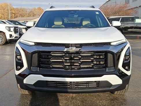 New 2026 Chevrolet Equinox ACTIV image 2