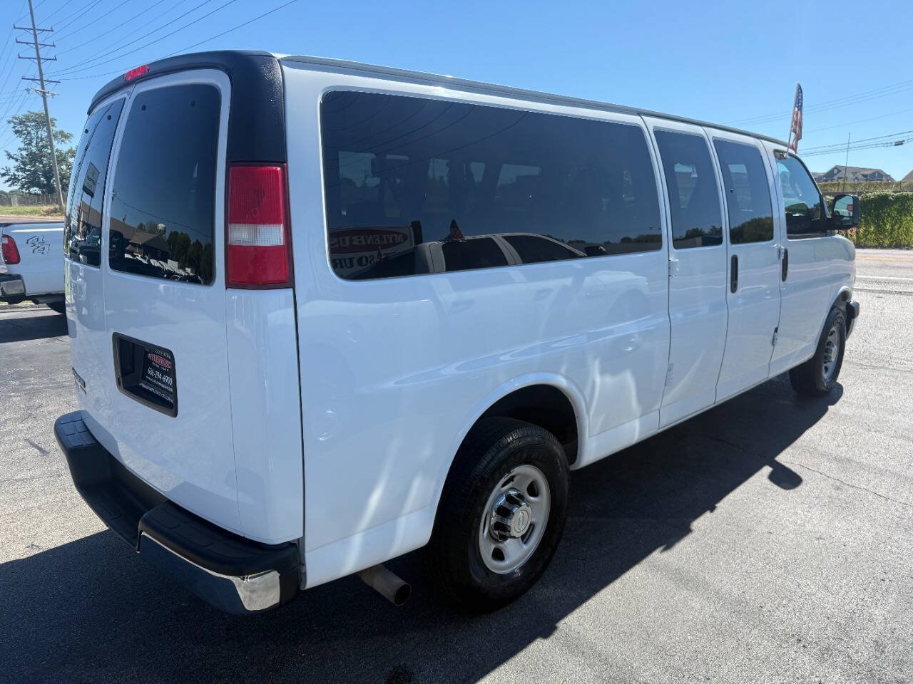 Used 2016 Chevrolet Express 3500 LT w/ LT Preferred Equipment Group RWD image 5