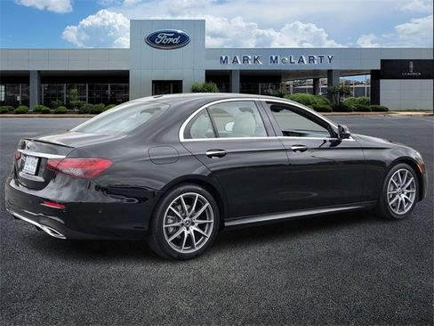 Used 2023 Mercedes-Benz E 350 Sedan image 5