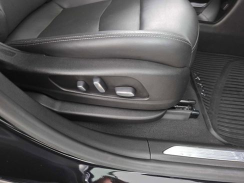 Used 2021 Cadillac XT5 Premium Luxury image 31