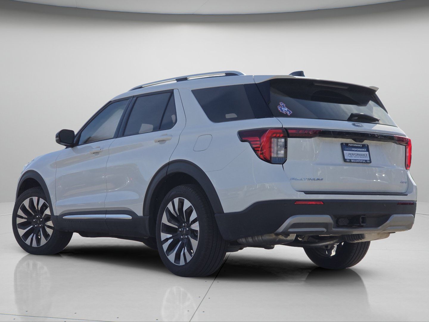 Used 2026 Ford Explorer Platinum w/ LUX Leather Package AWD/4WD image 24