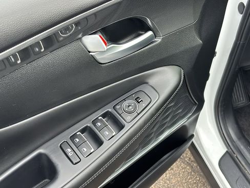 Used 2023 Hyundai Santa Fe SEL w/ Premium Package image 14