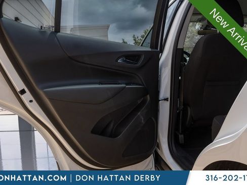 Used 2020 Chevrolet Equinox LT w/ Driver Convenience Package FWD image 20
