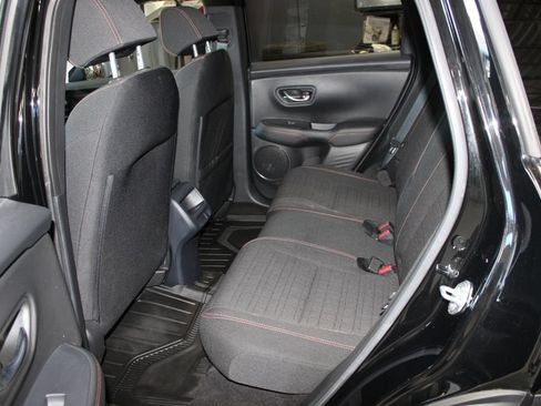 Used 2023 Honda HR-V Sport image 10