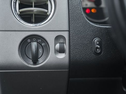 Used 2004 Ford F150 Lariat image 43