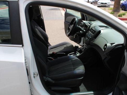 Used 2012 Chevrolet Sonic LT image 13