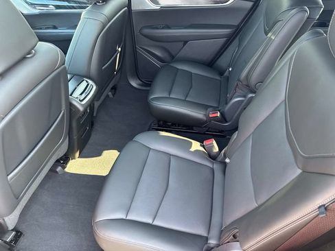 Certified 2023 Cadillac XT6 Premium Luxury w/ Technology Package AWD/4WD image 15