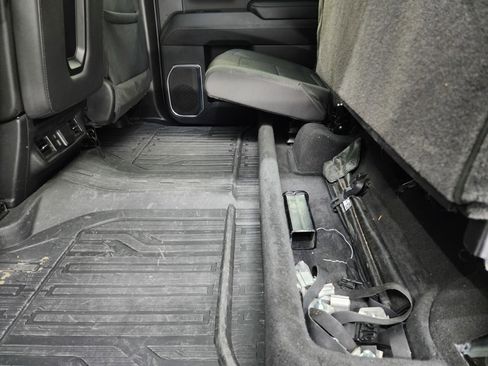 Used 2024 GMC Sierra 2500 SLE w/ SLE Value Package; image 40