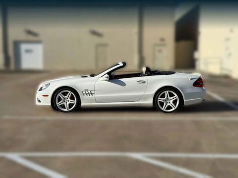Used 2009 Mercedes-Benz SL 550 image 5