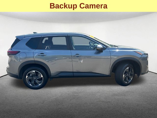 Used 2025 Nissan Rogue SV AWD/4WD image 11