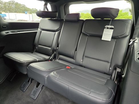 New 2025 Ford Expedition Max Platinum w/ Stealth Performance Package image 7