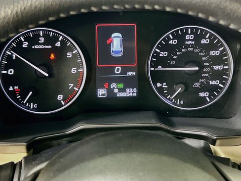 Used 2023 Subaru Outback Limited AWD/4WD image 12