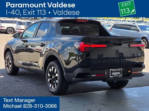 New 2025 Hyundai Santa Cruz SE image 2