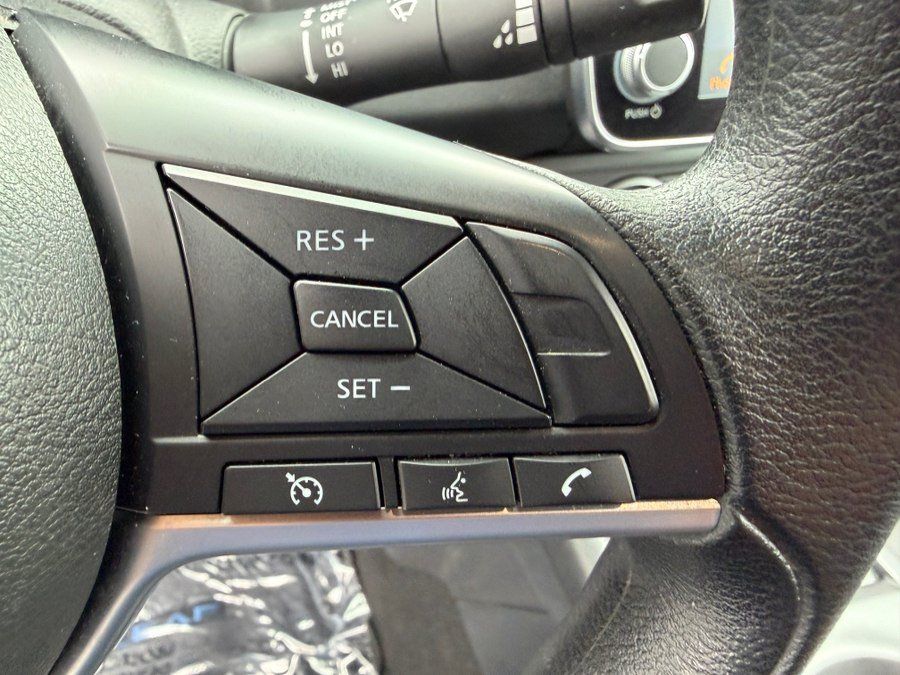 Used 2025 Nissan Leaf S FWD image 14