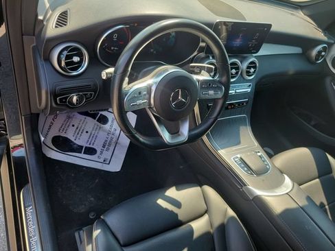 Used 2022 Mercedes-Benz GLC 300 image 17