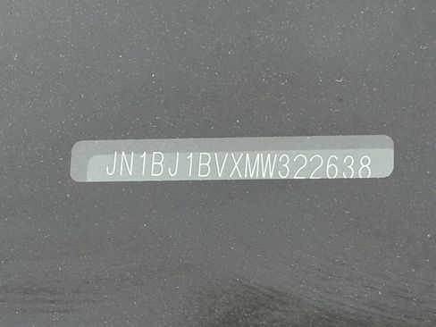 Certified 2021 Nissan Rogue Sport SV FWD image 33