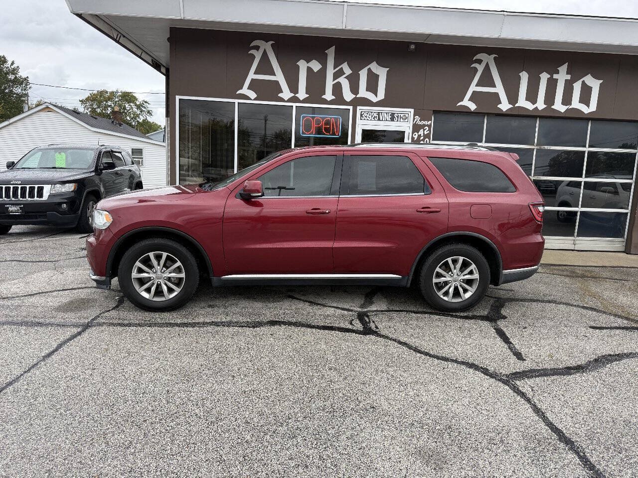 Used 2015 Dodge Durango Limited w/ Nav & Power Liftgate Group RWD image 6