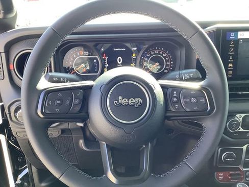 New 2026 Jeep Gladiator Rubicon image 11