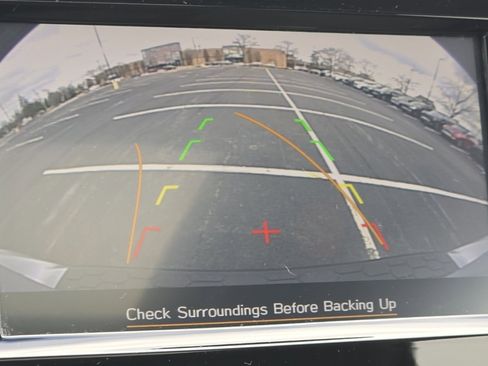 Used 2022 Subaru Crosstrek 2.0i Premium w/ Moonroof Package image 5