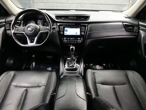 Used 2017 Nissan Rogue SL w/ SL Premium Package image 17