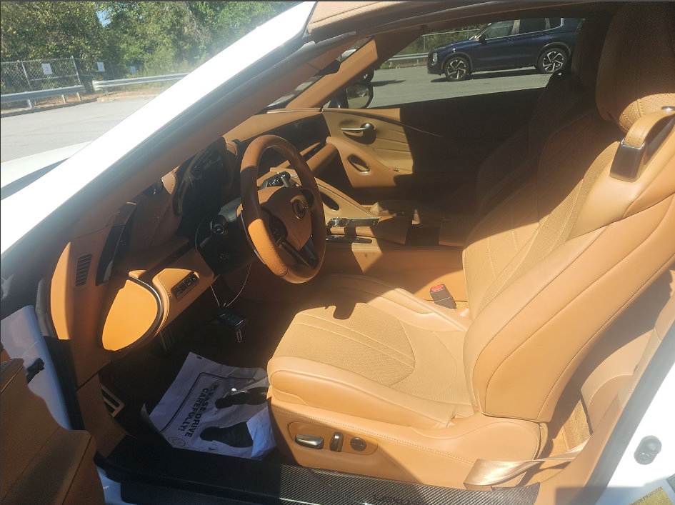 Used 2021 Lexus LC 500 Convertible w/ Touring Package RWD image 3