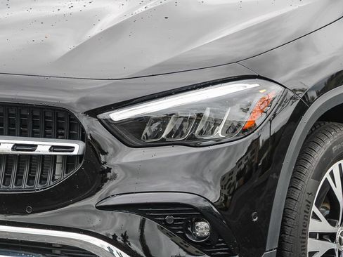 Certified 2025 Mercedes-Benz GLA 250 image 8