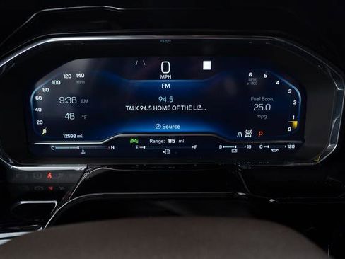 Used 2022 Chevrolet Silverado 1500 RST w/ Convenience Package II image 21