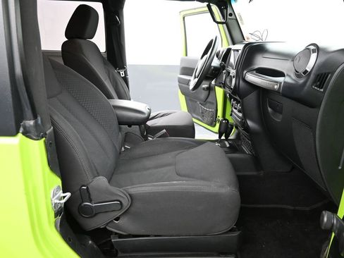 Used 2013 Jeep Wrangler Sport image 30