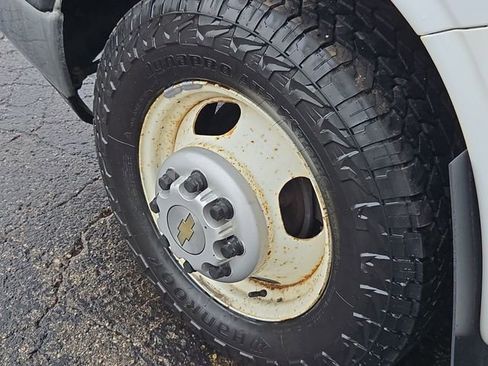 Used 2013 Chevrolet Express 3500 Diesel w/ Shuttle Bus Package image 10