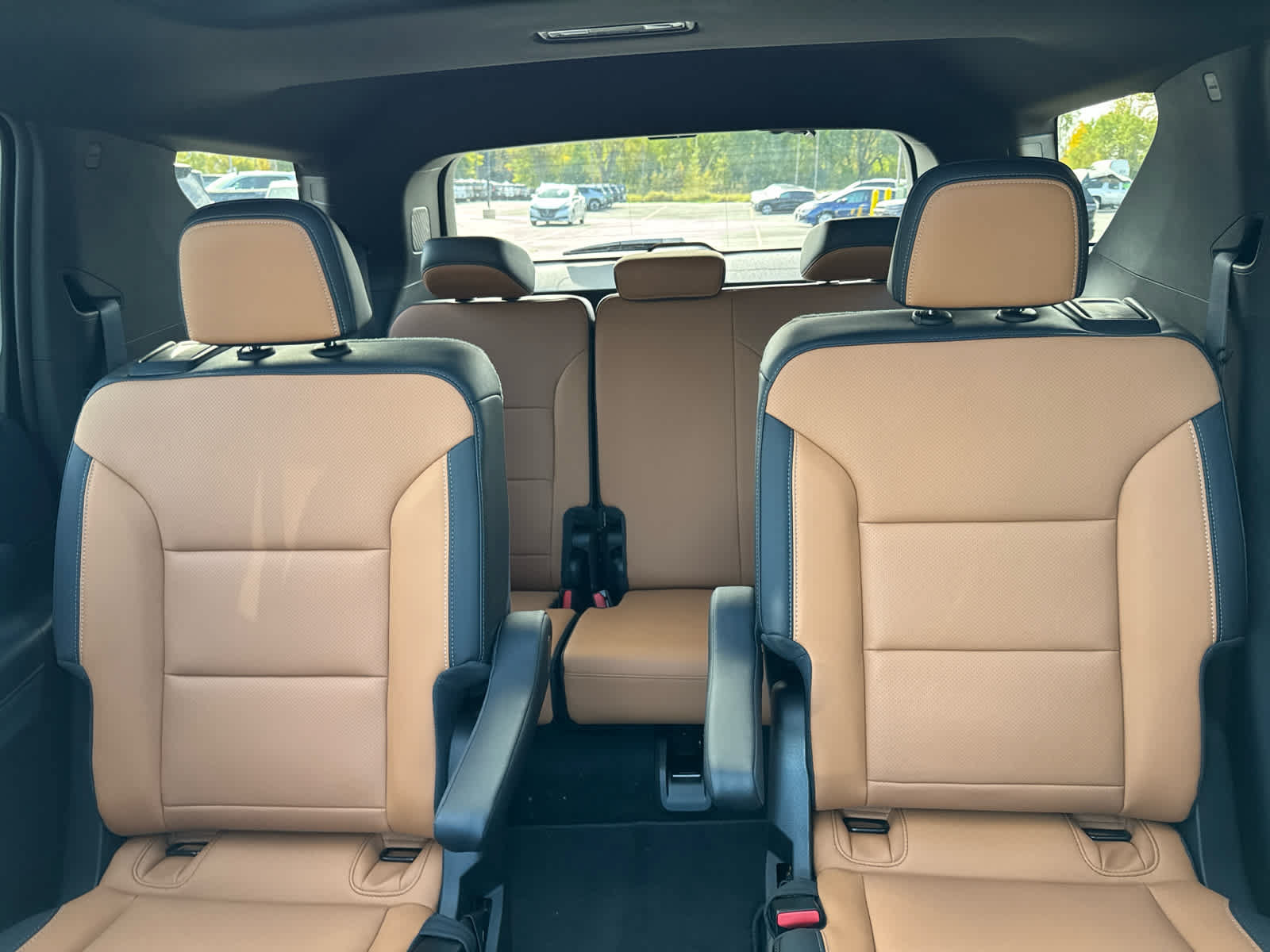 New 2027 Chevrolet Traverse RS AWD/4WD image 24