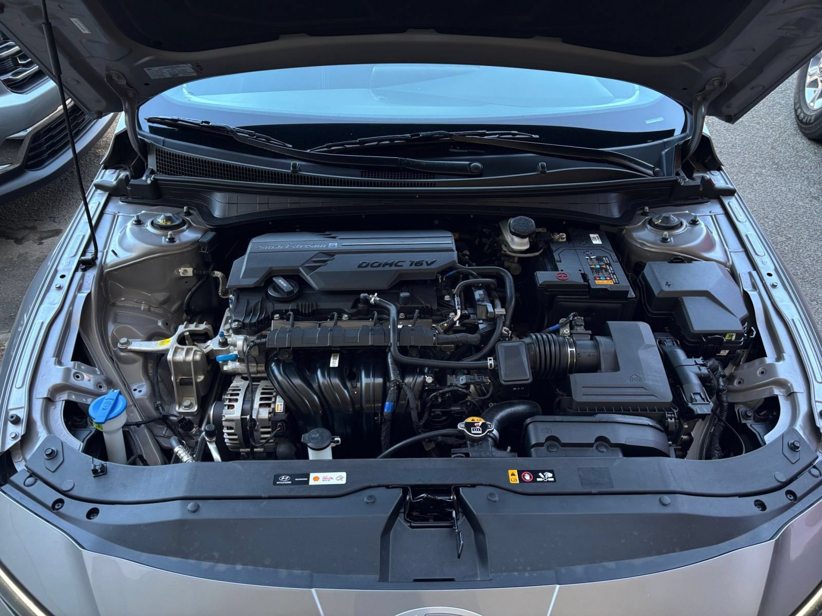 Used 2026 Hyundai Elantra Sport FWD image 31